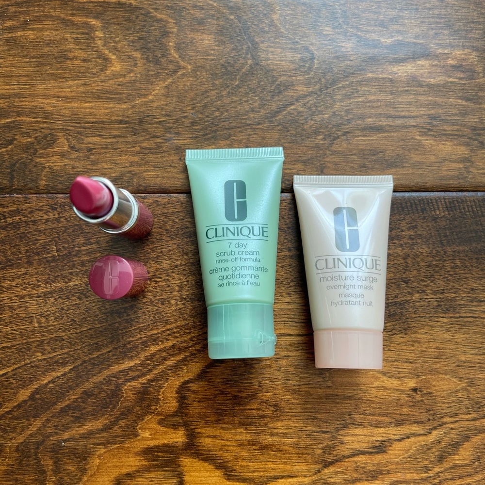 NWOB Clinique Skincare Face Scrub & Moisture Surge & Color Pop Lip in Love Pop